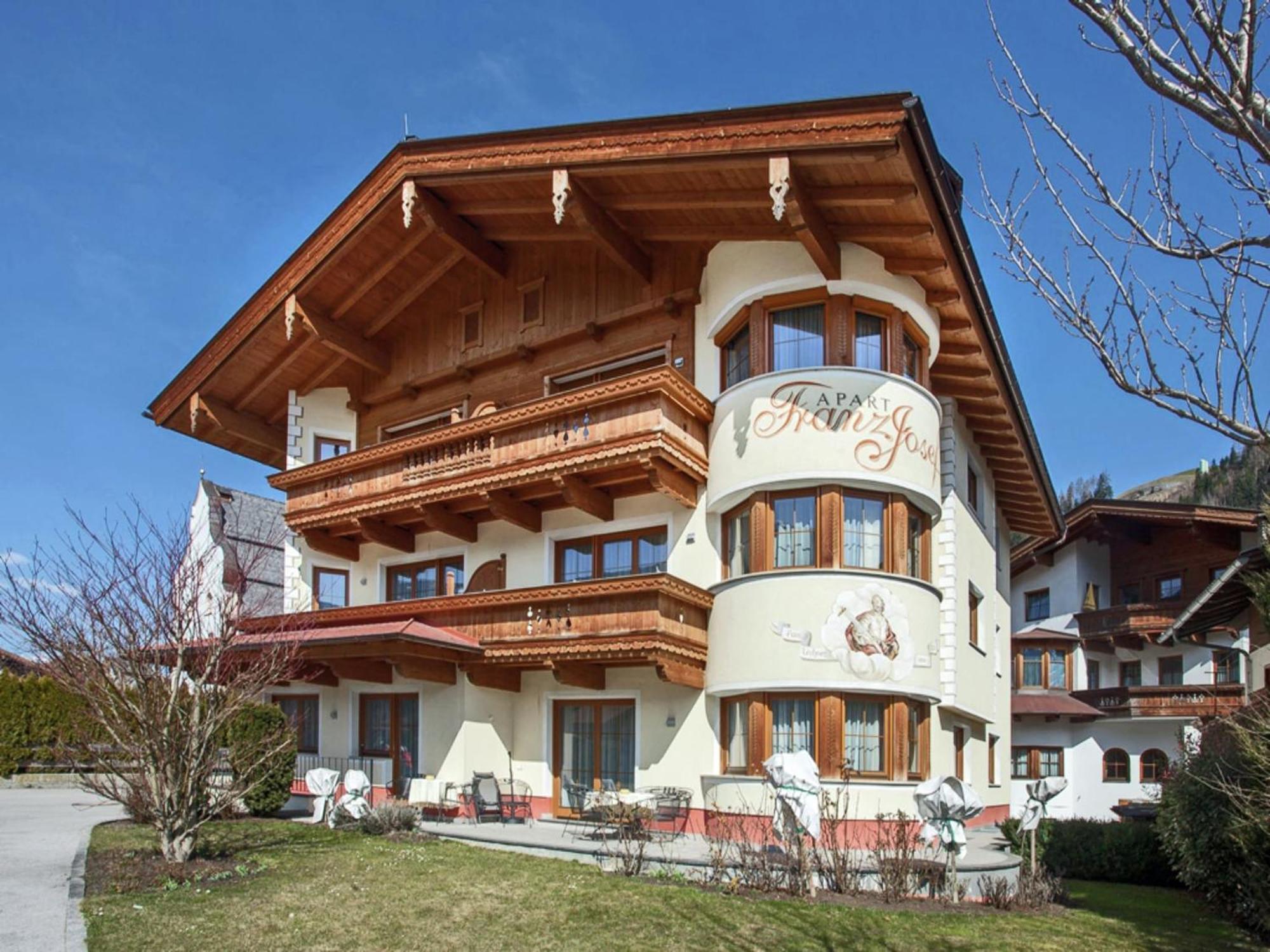 Attractive Holiday Home In Kaltenbach On The Ski Slope Stumm Extérieur photo