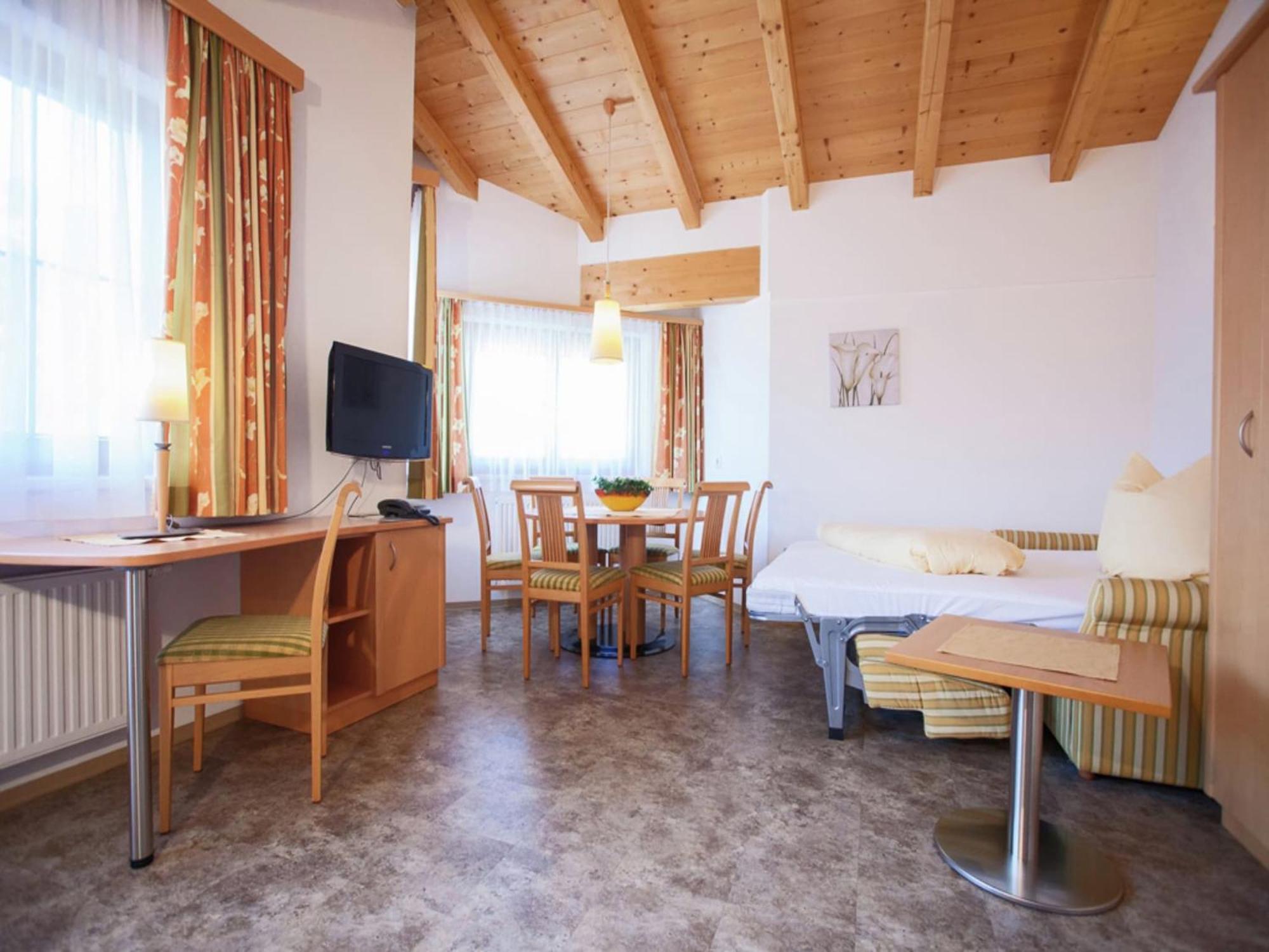 Attractive Holiday Home In Kaltenbach On The Ski Slope Stumm Extérieur photo