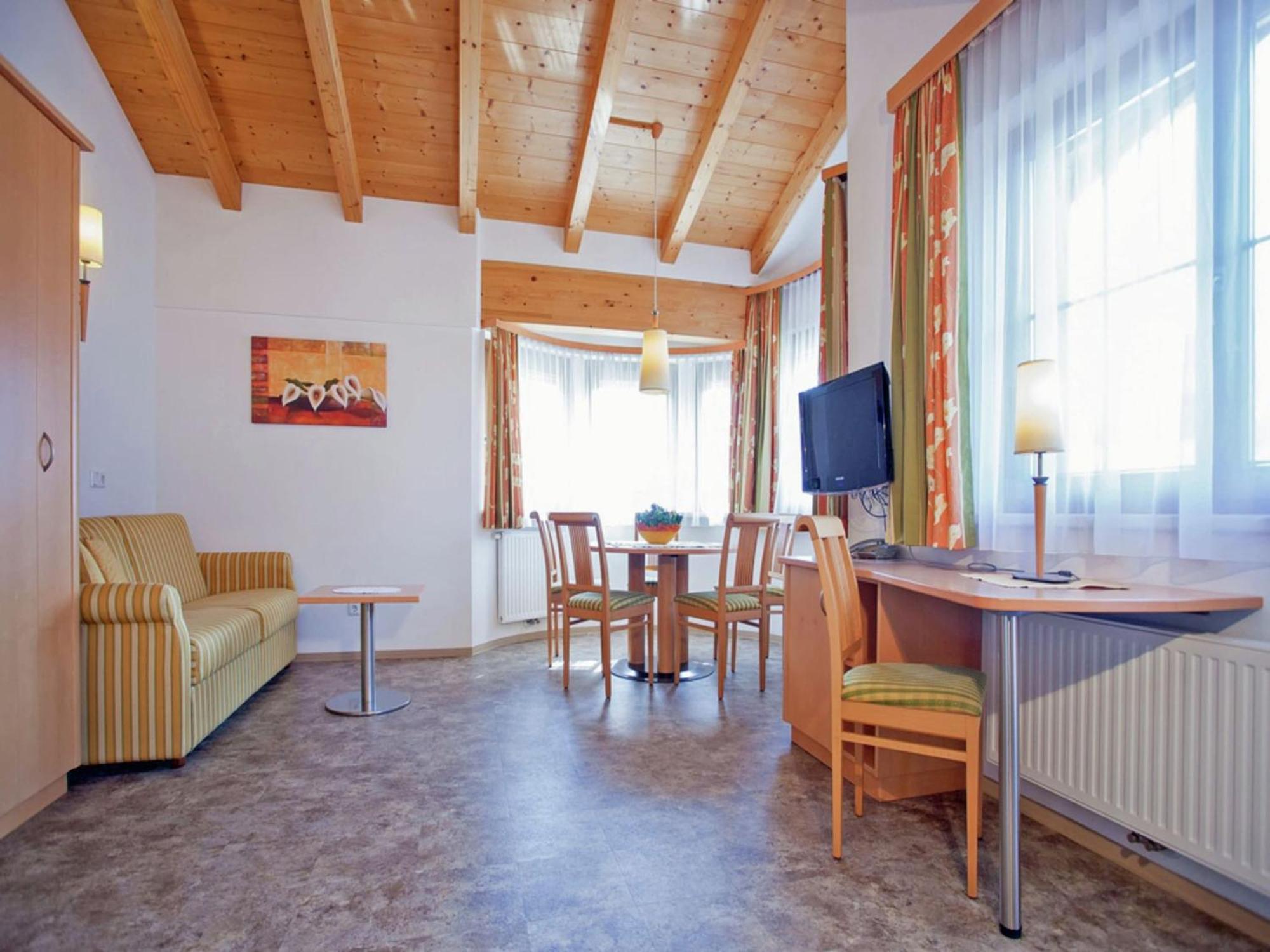 Attractive Holiday Home In Kaltenbach On The Ski Slope Stumm Extérieur photo